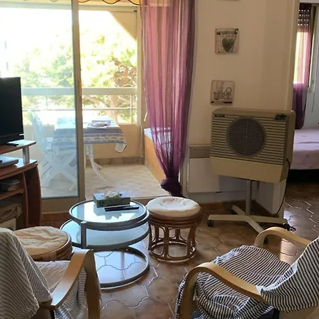 Apartment T2 A Avec Parking, 4 Personnes - Fr-1-335-207 Hyeres